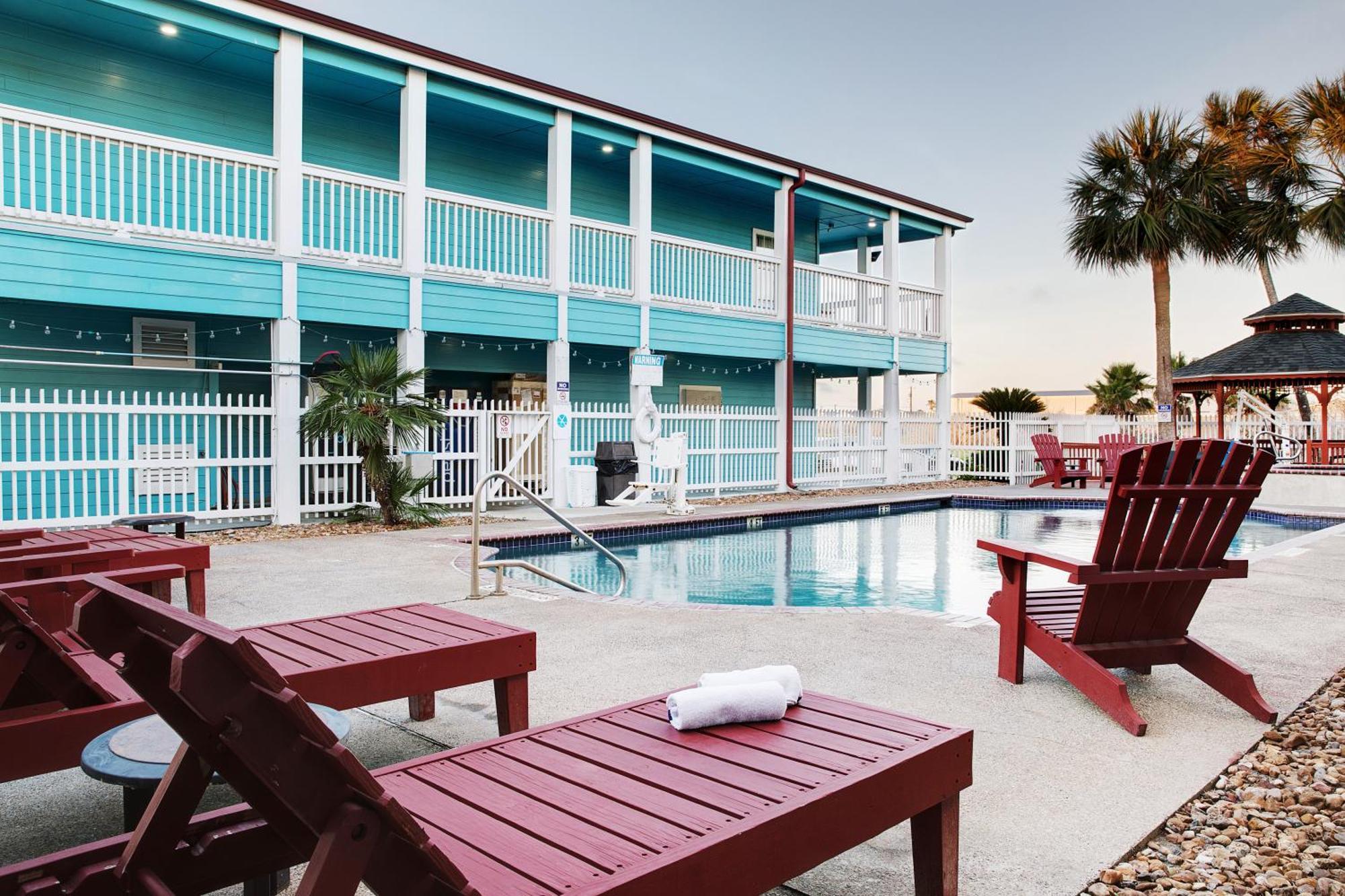 Plantation Suites And Conference Center Port Aransas Exterior photo